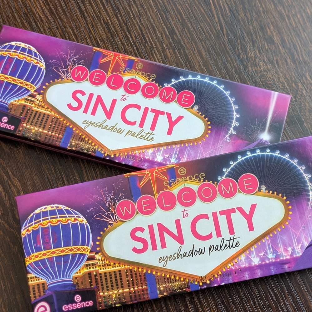 $7 💵 Essence Welcome to Sin City Eyeshadow Palette - Vibrant Colors 2/$7